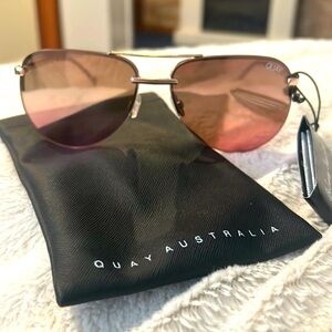 Quay HIGH KEY POLARIZED silver/rose gold sunglasses NWT